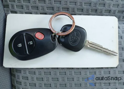 2010 Toyota Tundra Grade 5.7L V8 из США, поврежденный, VIN 5TFUW5F1XAX097861